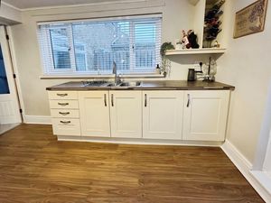 Photo 15- click for photo gallery